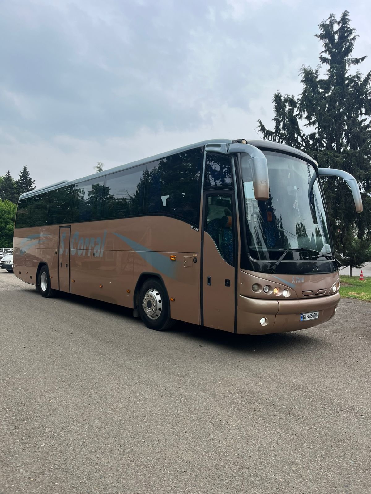Mani Avtobusi 2006 vehicle photo 4 for გიორგი იარალოვი