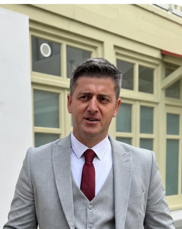 ბადრი ნადარაია