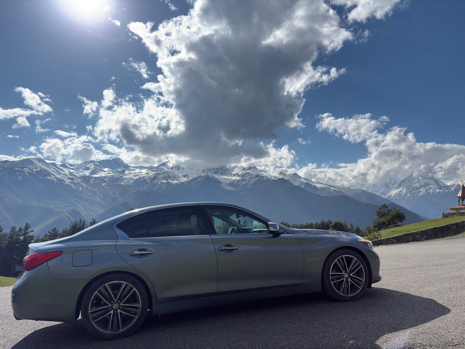 დავით კილაძე — Infiniti Q50 2017, ფოტო 3